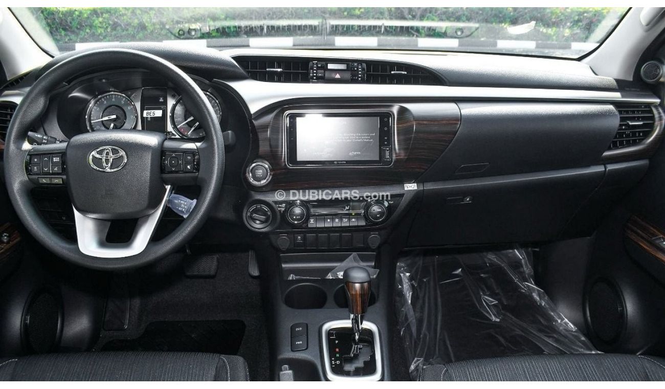 New TOYOTA HILUX 2.7L PETROL AT FULL 2025 MODEL GCC 2025 for sale in