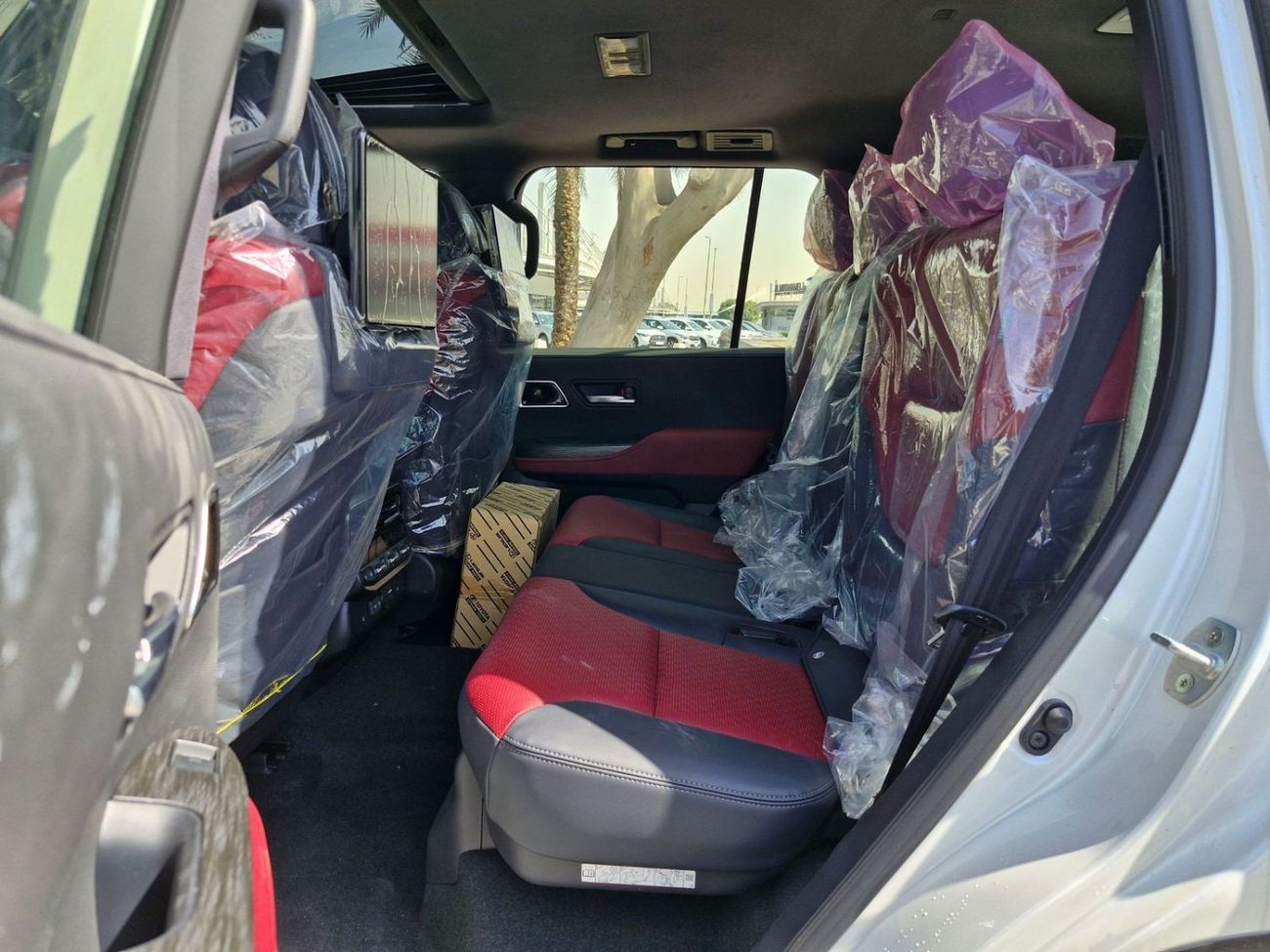 Toyota Land Cruiser 2025 TOYOTA VXR-Z 3.3L DIESEL ROOF LIGHT SOFT CLOSE DR, BRAND NEW 0KM