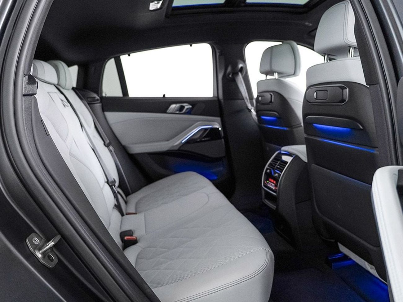 بي أم دبليو X6 40i M Sport 3.0L