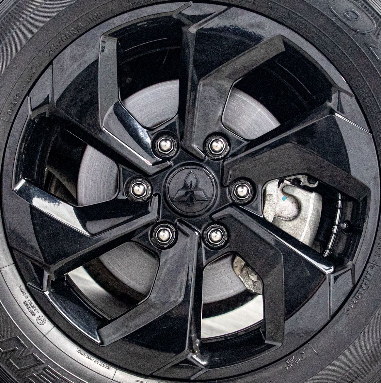 Mitsubishi Montero Sport