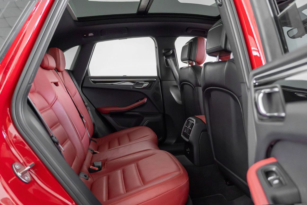 بورش ماكان GTS 3.0L (360 HP)