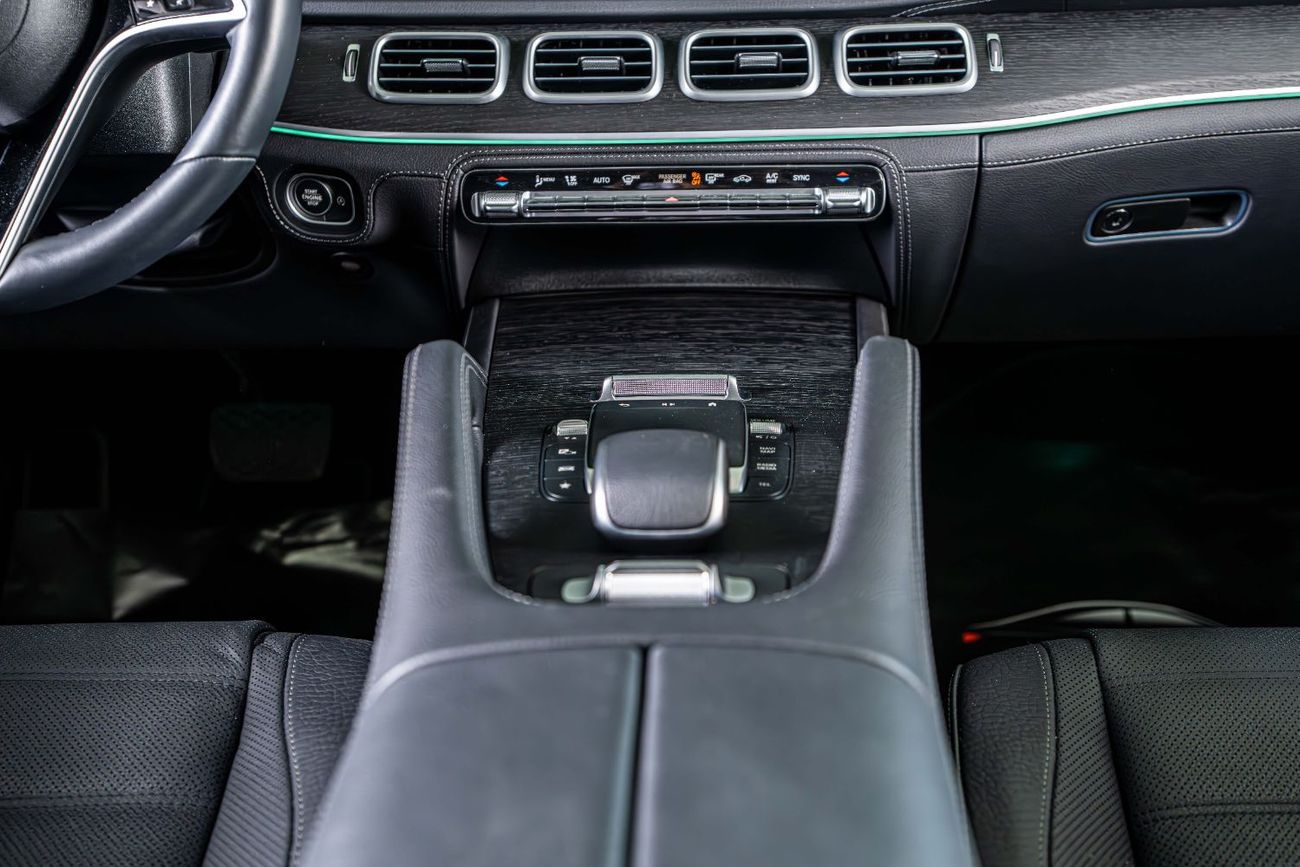 Mercedes-Benz GLE 450 AMG AMG Body Styling-Low Mileage-High Specifications-Black On Black