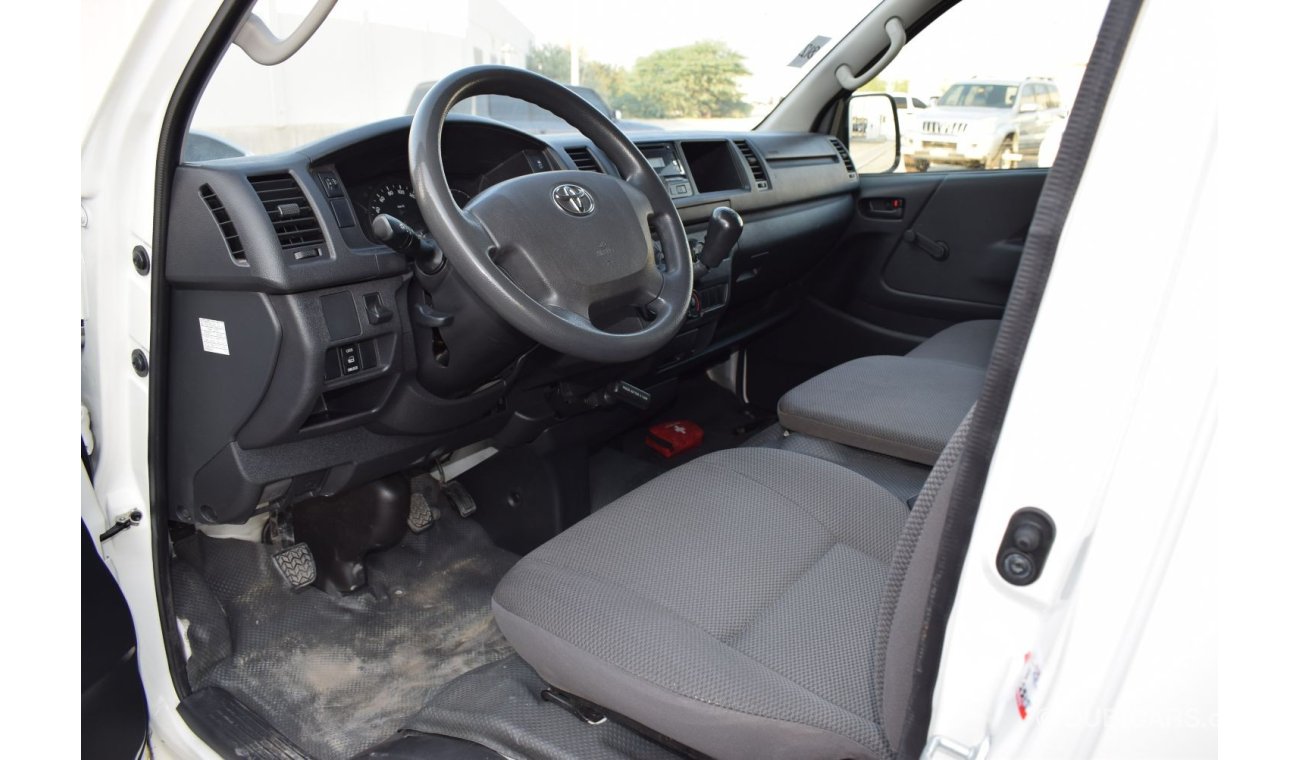 Toyota Hiace GLS - High Roof Toyota Hiace Highroof Van, Model:2019. Excellent condition