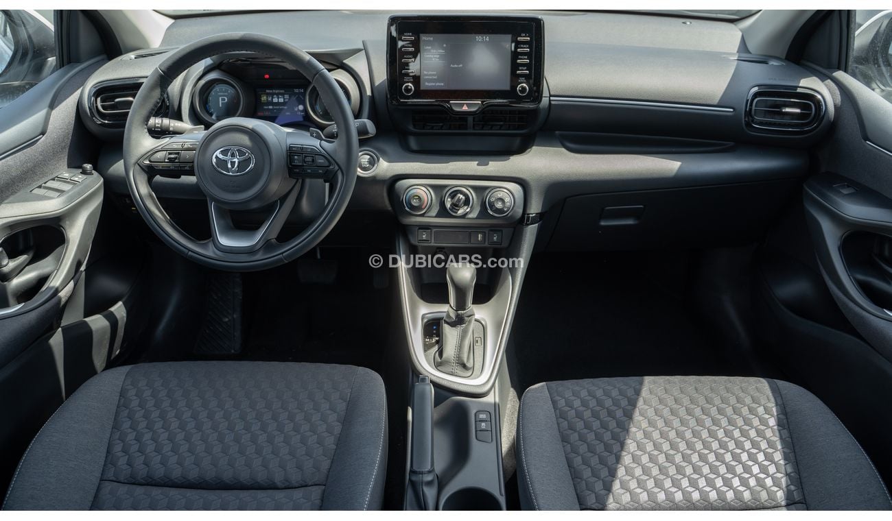 Toyota Yaris HATCHBAC 2022 model 1.5L
