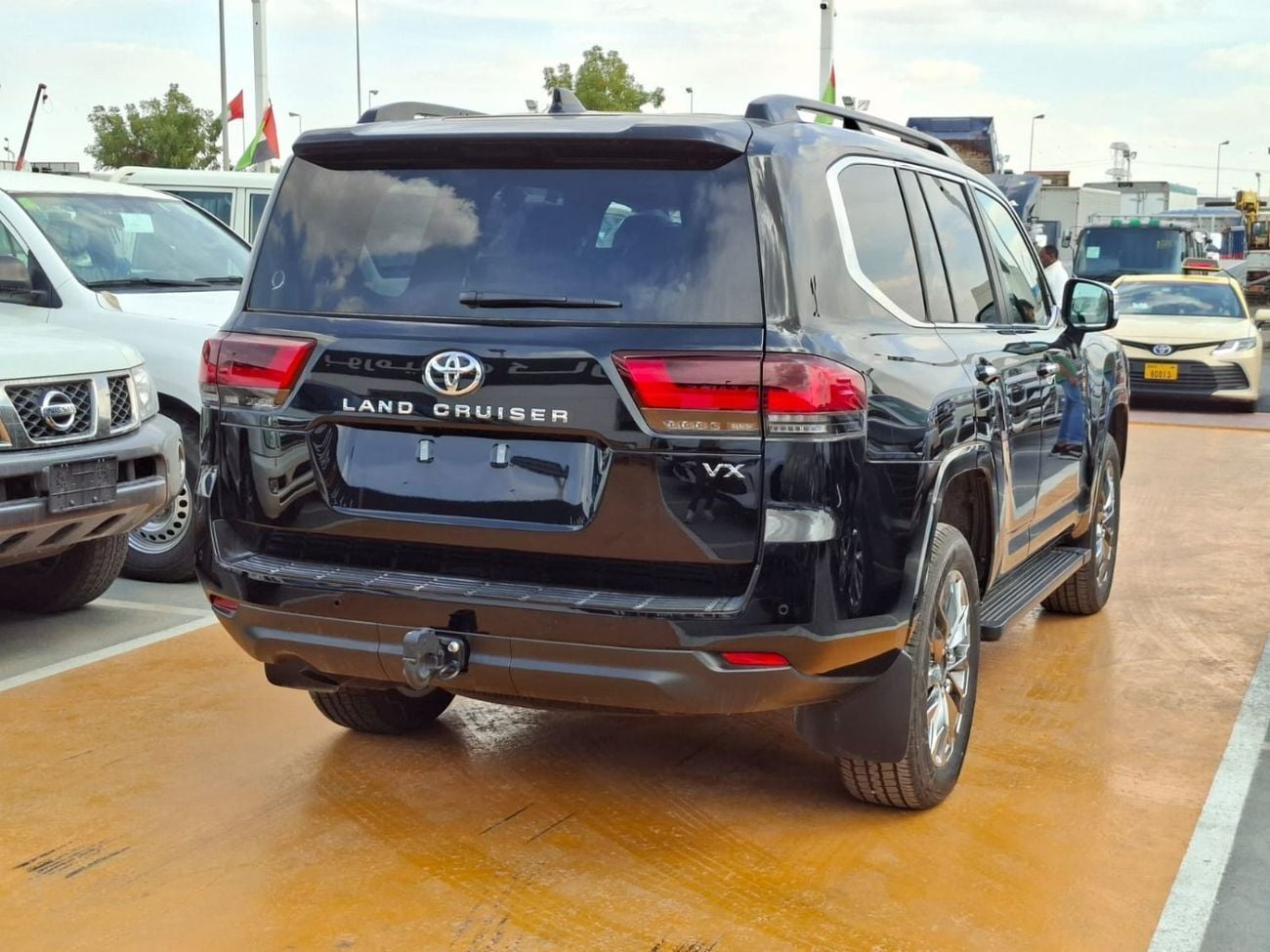 تويوتا لاند كروزر Toyota Land Cruiser VX 3.5L 2025 BLACK