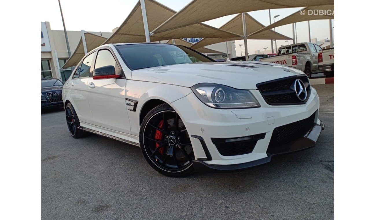 مرسيدس بنز C 63 AMG مرسيدس C63AMG موديل 2008 خليجي السياره عليها سوبر  السياره بحاله ممتازه مسرفسه بالكامل ولا تحتاج اي