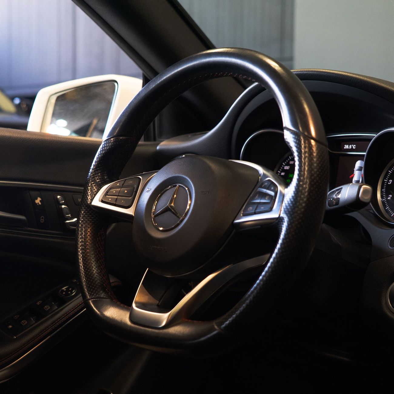 Mercedes-Benz CLA 250 Sport 2.0L AED 1,632 pm  • 0% Downpayment • Mercedes CLA250  • 1 Year Warranty