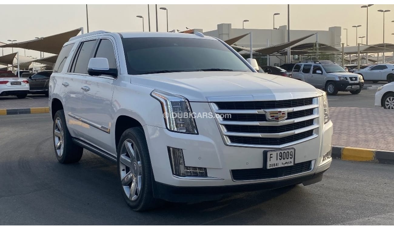 Cadillac Escalade خليجيه GCC Full options