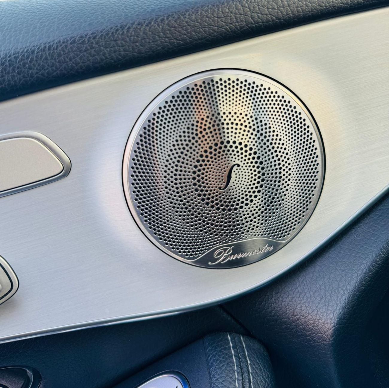مرسيدس بنز GLC 300 AMG