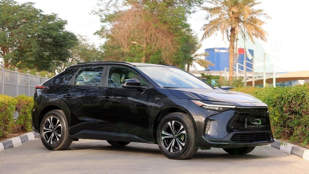 تويوتا bZ4X ( Eid al-Adha Offer ) 2024 Toyota BZ4X 615 MAX AWD BEV BRAND NEW With 5 YEARS OR 100000 KM Warranty 
