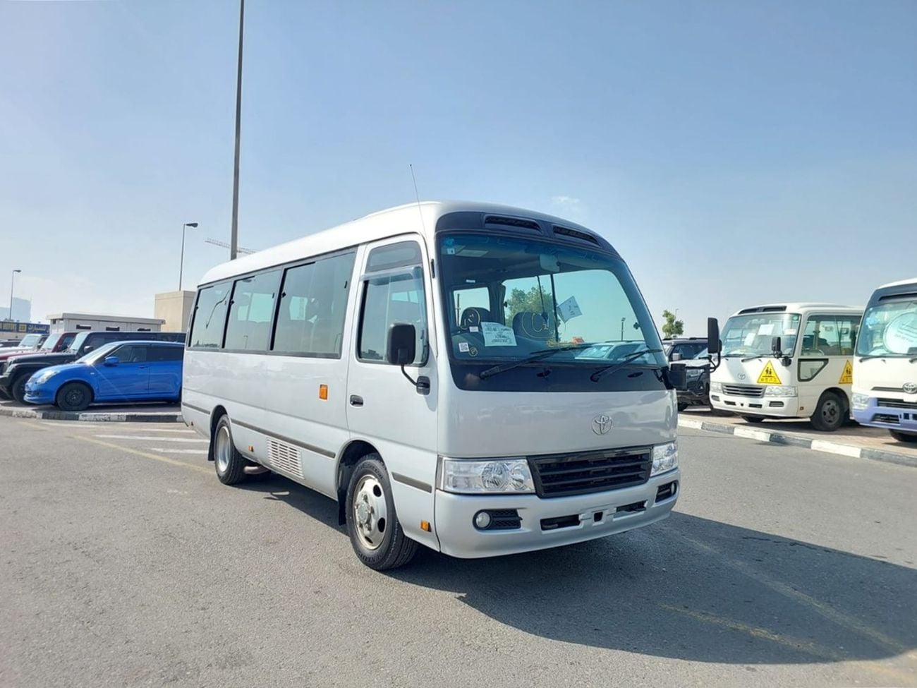 تويوتا كوستر TOYOTA COASTER BUS RHD 2008 MODEL 4.0 L DIESEL AUTOMATIC(PM52302)