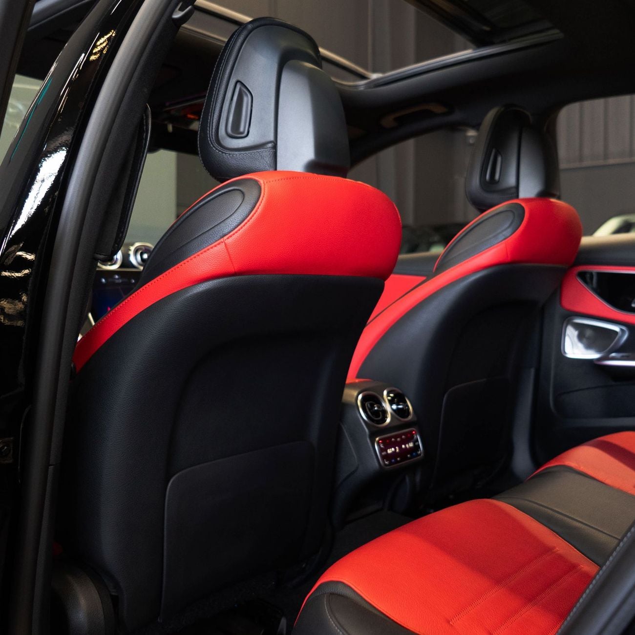مرسيدس بنز C 200 PREMIUM PLUS
