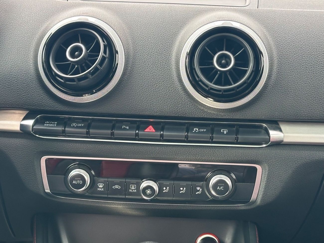 Audi S3 TFSI quattro 2.0L MODEL 2016 GCC CAR PERFECT  CONDITION INSIDE AND OUTSIDE FULL OPTION SUN ROOF LEAT