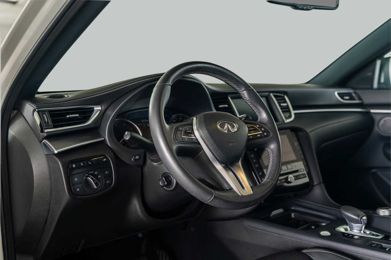 Infiniti QX55 ESSENTIAL 2.0