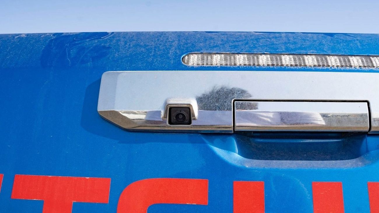 Mitsubishi L200 Mitsubishi L200 2.4L Petrol MT 2024