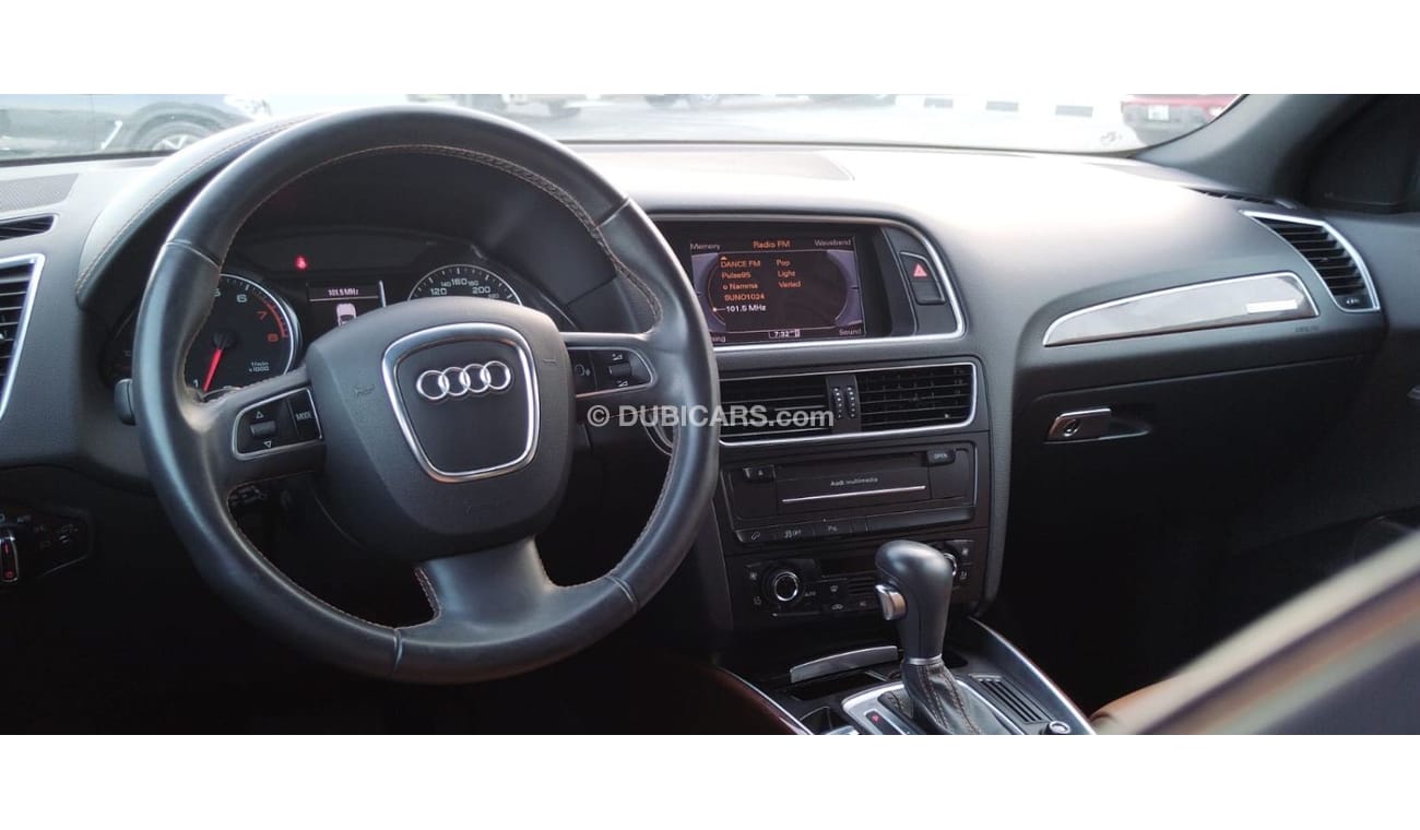 Audi Q5 2012 Audi Q5 FSI quattro S-Line (8R), 5dr SUV, 3.2L 6cyl Petrol, Automatic, All Wheel Drive