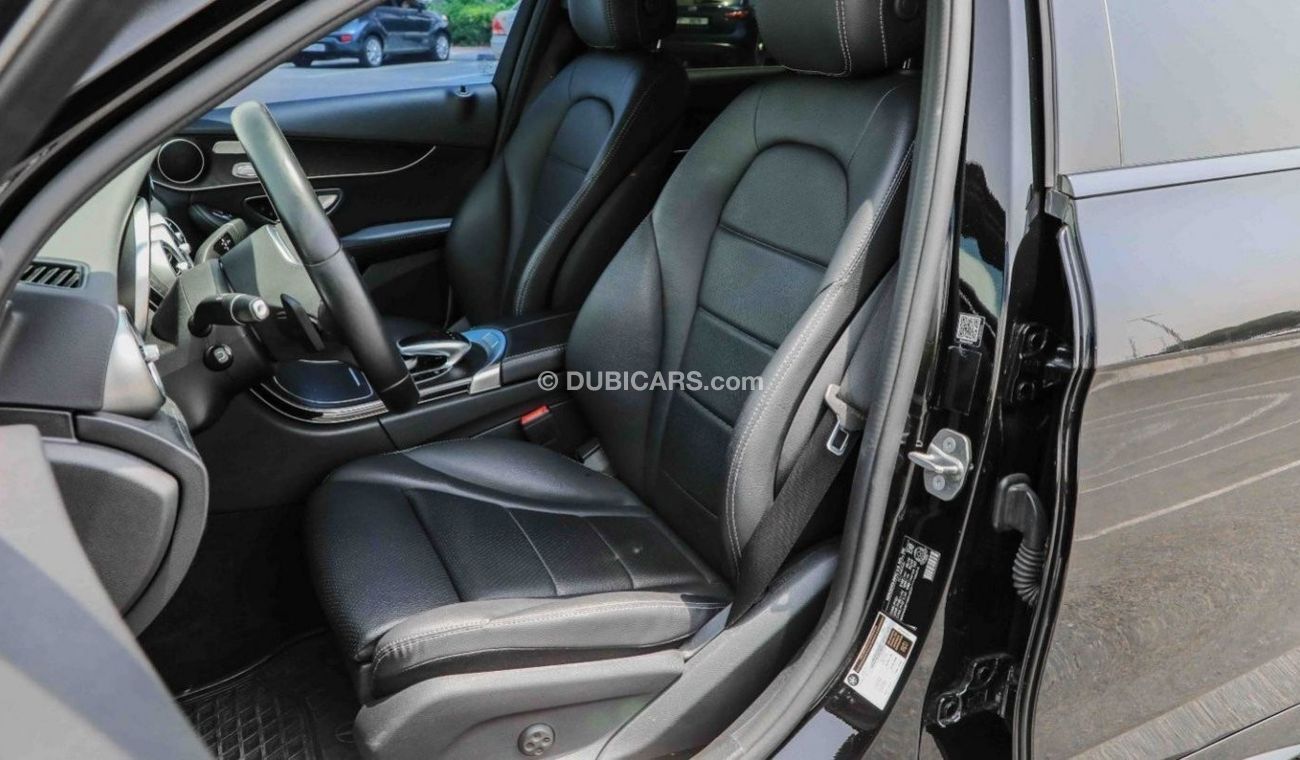 Mercedes-Benz C 300 AMG 4MATIC/LOW MILEAGE/FULL SERVICE HISTORY