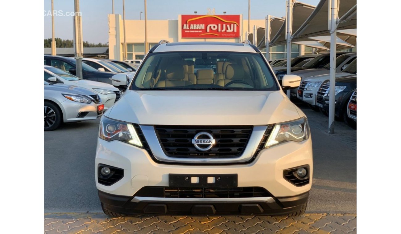 نيسان باثفايندر SV 2018  4WD Ref#646