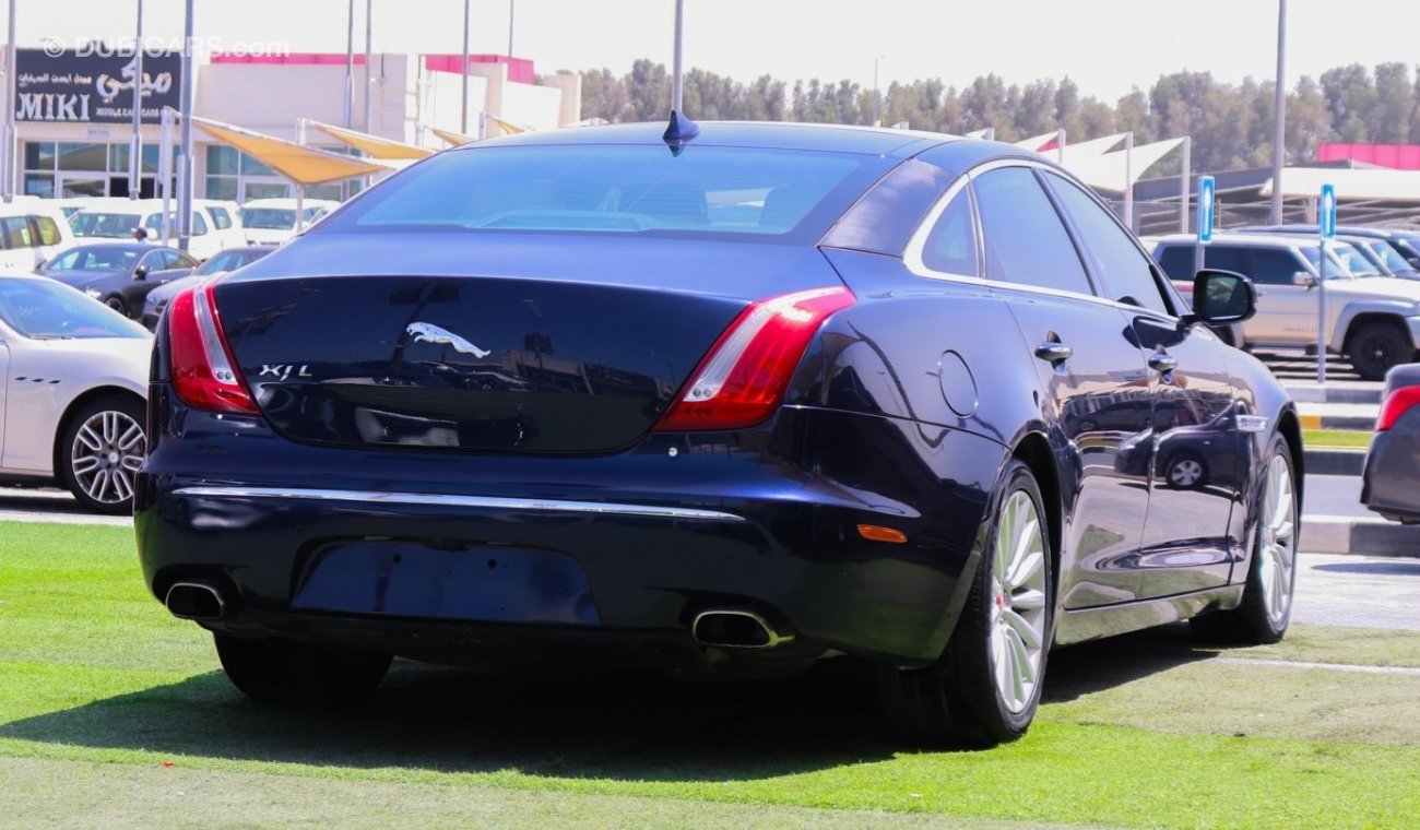 Jaguar XJ L