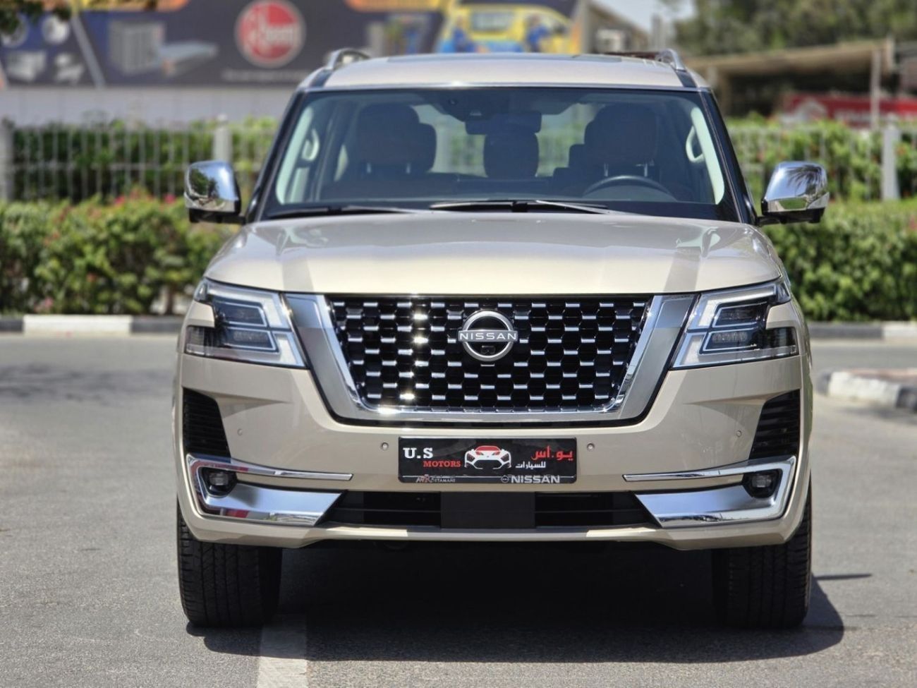 نيسان باترول LE Platinum 5.6L FULL OPTION 2022 GCC LOW MILEAGE WITH AGENCY WARRANTY & SERVICE CONTRACT IN MINT CO