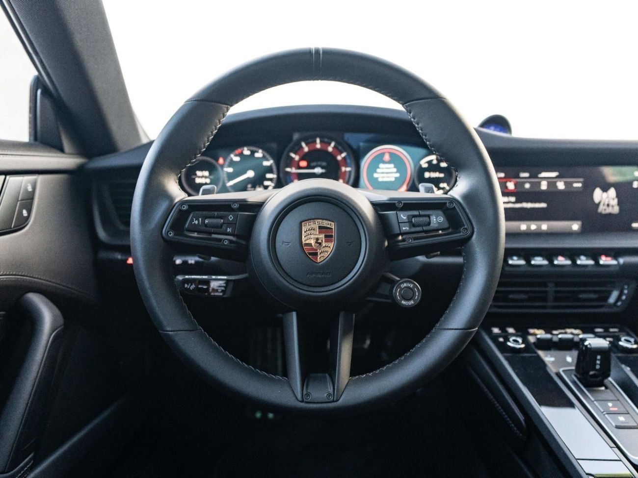 Porsche 911 Carrera 4GTS 3.0L (475 HP) Coupe