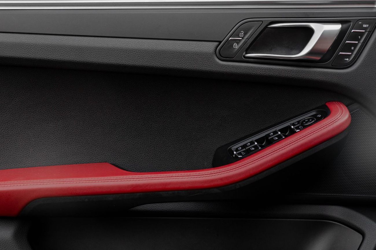 بورش ماكان MACAN CHRONO | 5,092 P.M | 0% Downpayment