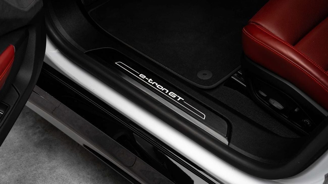 Audi etron GT Quattro - 2023 - GCC Specs - Under Warranty and Service Contract