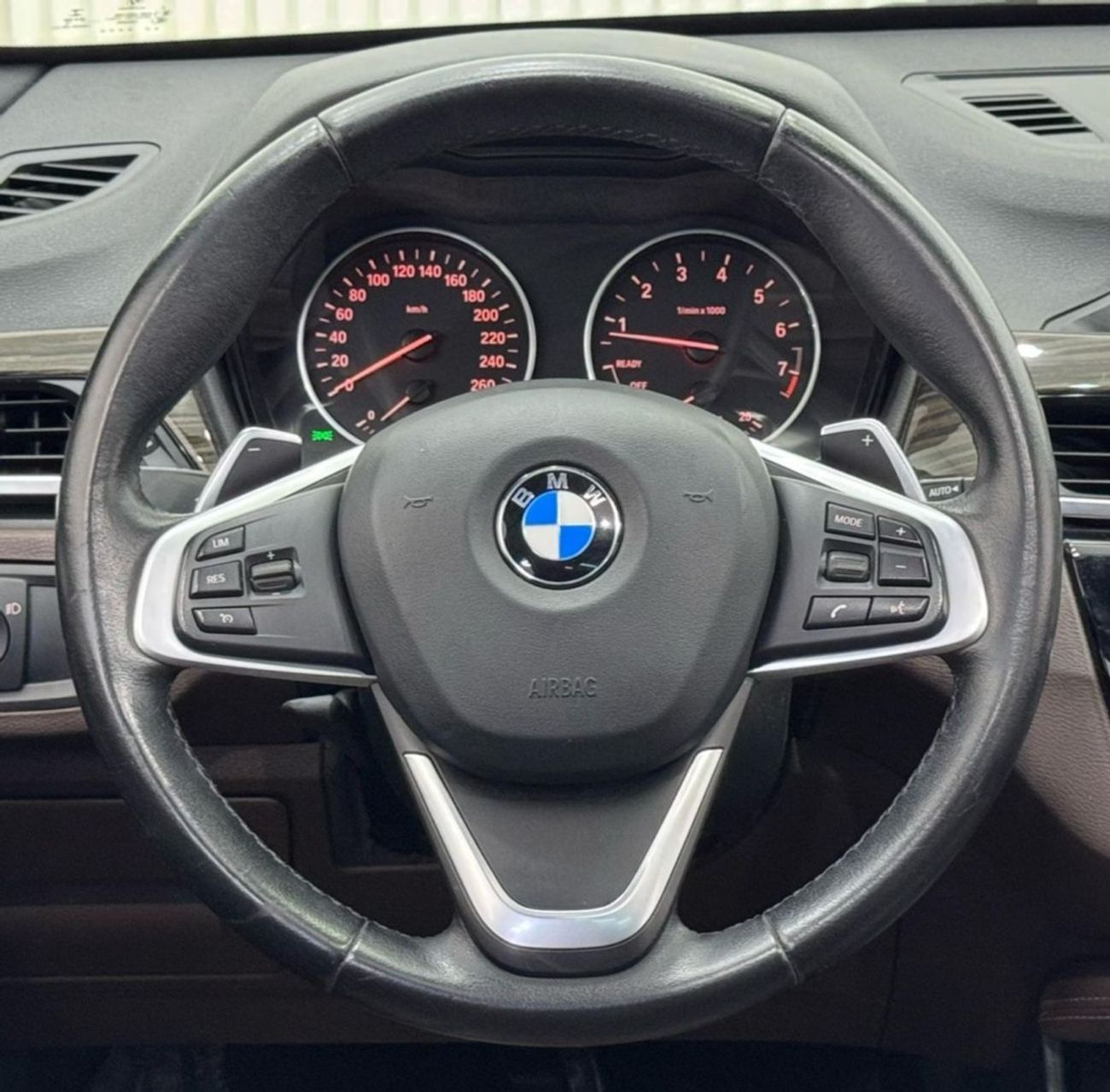 BMW X1 sDrive 20i 2.0L 2016 BMW X1 sDrive20i, Full Service History, Excellent Condition, GCC
