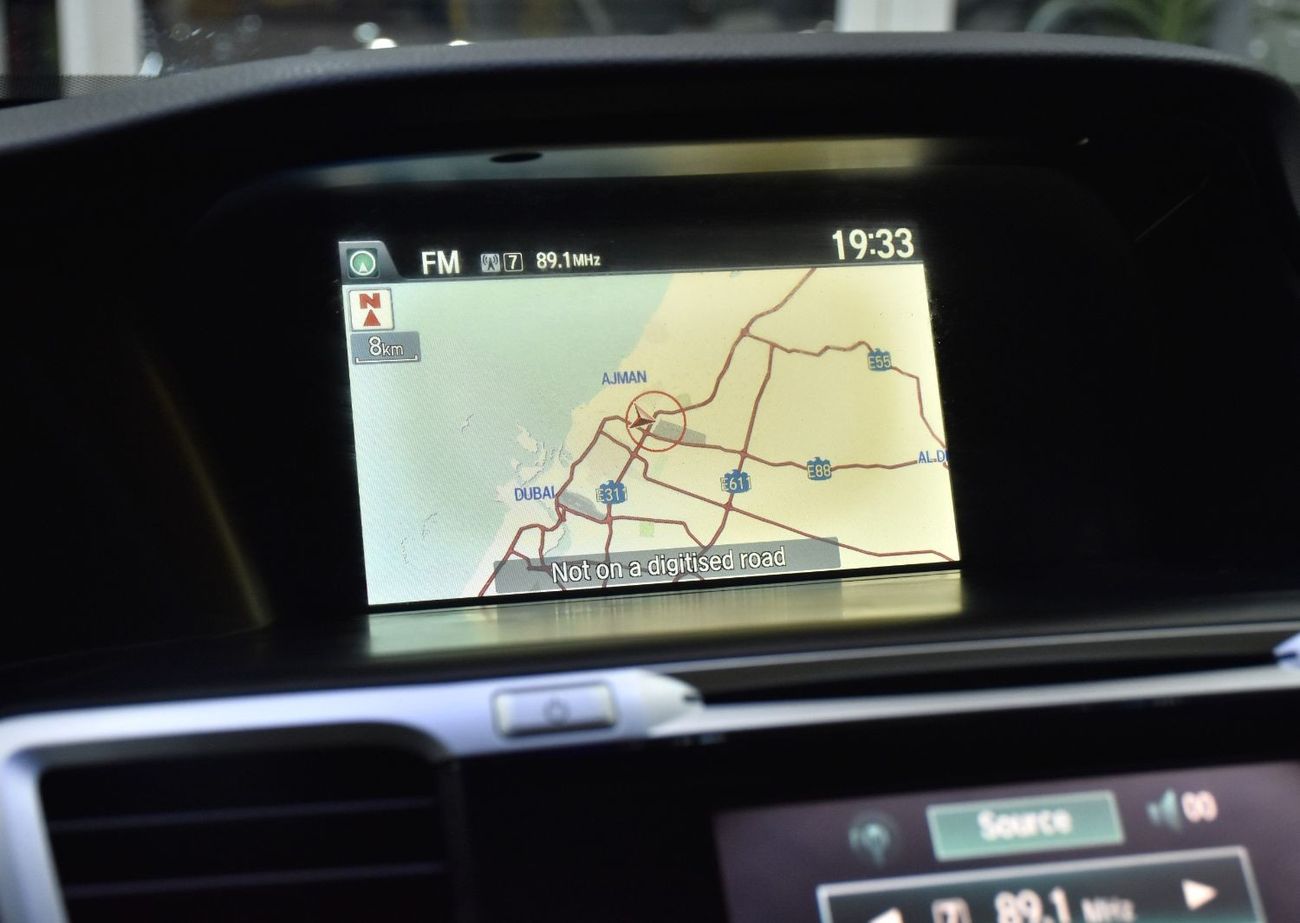 هوندا أكورد كوبيه EXCELLENT DEAL for our Honda Accord Coupe V6 ( 2013 Model ) in Red Color GCC Specs