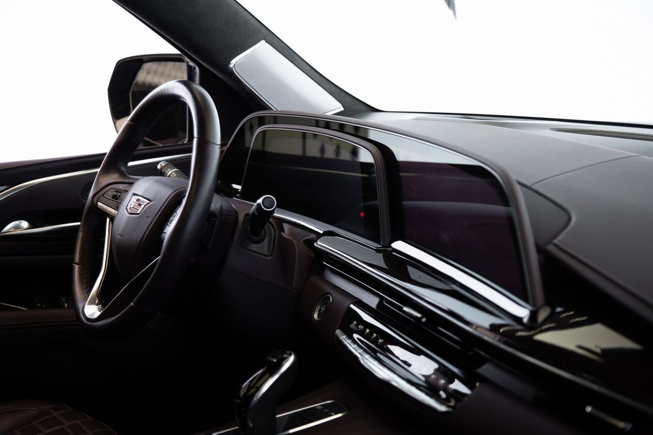 Cadillac Escalade Cadillac Escalade 600 Platinum Sport