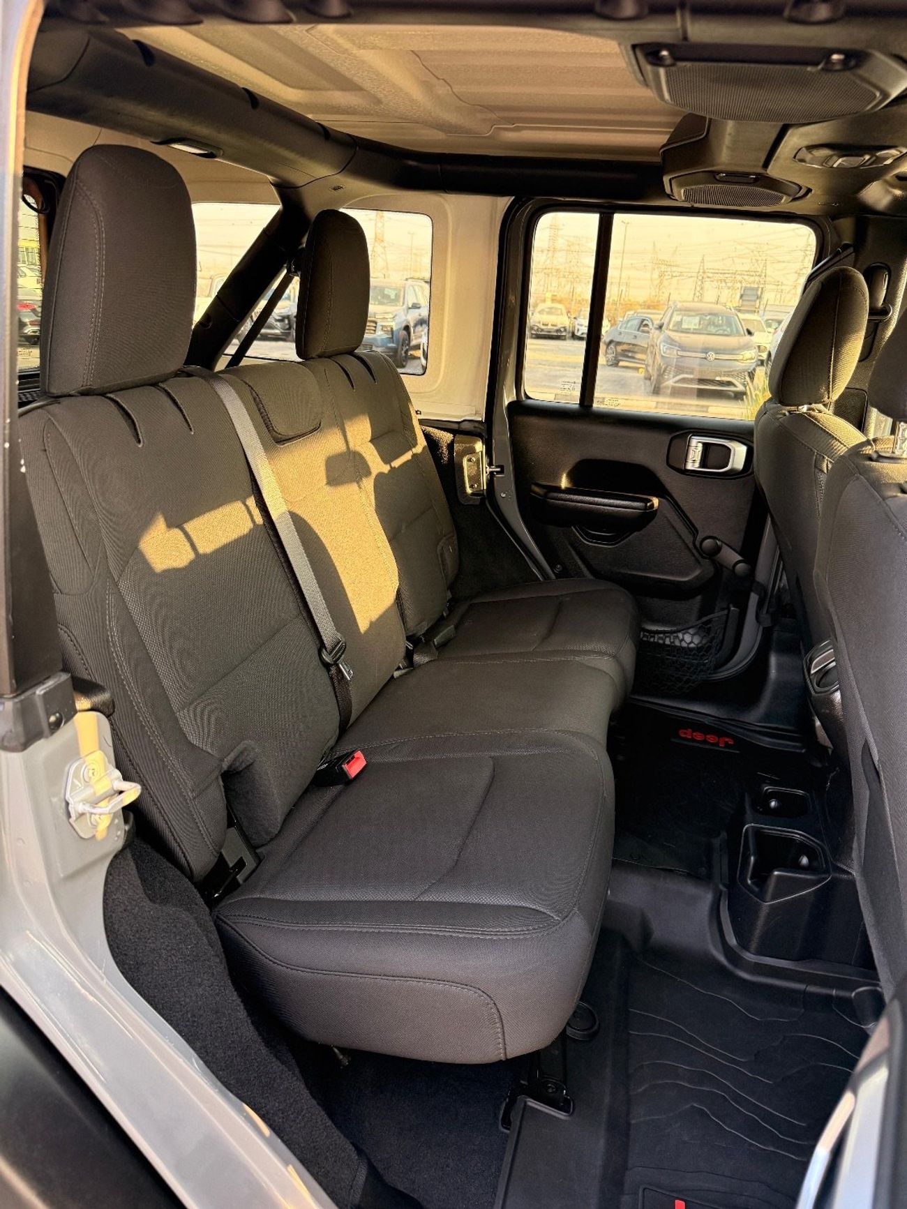 جيب رانجلر Unlimited Sport 3.6L A/T