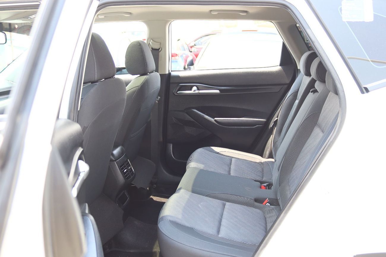 Kia Seltos EX 1.6L KIA SELTOS 2023 -GCC -IN Excellent condition- ENGINGE 1600 - PRICE 65000 - KM  97000