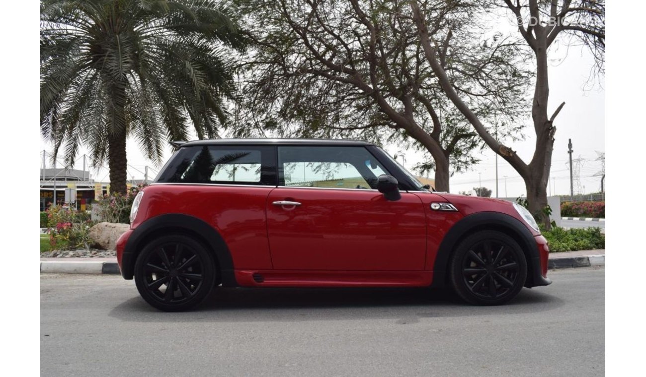 Mini Cooper S 2012 - GCC SPECS - WARRANTY -2372 AED PER MONTH -