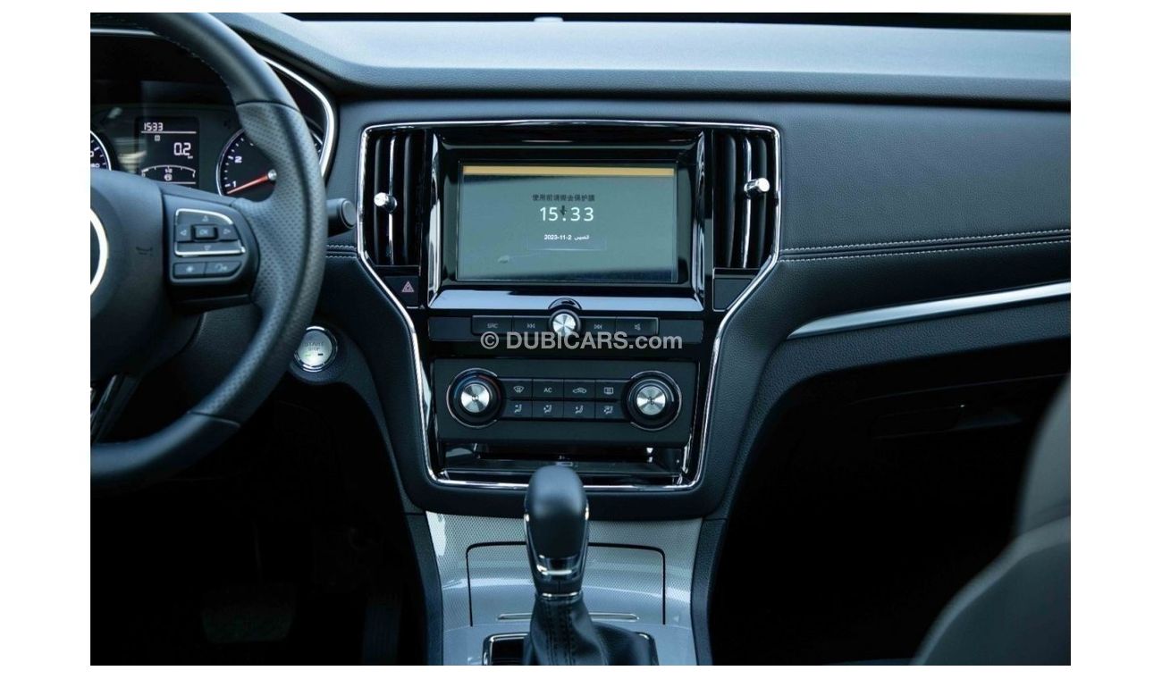 MG RX5 2023 MG RX5 2.0 AWD LUXURY - Silver inside Black // 3 Years Warranty Or 100,000 KM , 1 Year Service 