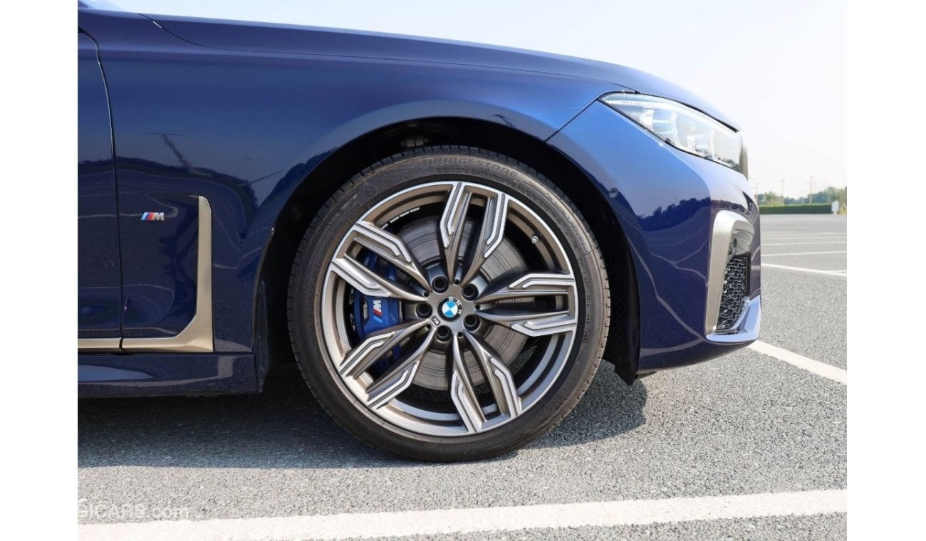 بي أم دبليو M760Li Li Xdrive | V12 6.6L AWD | Under Warranty |  GCC