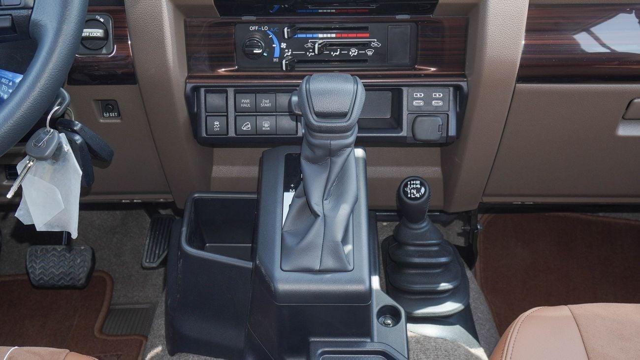 Toyota Land Cruiser 70 LX 4.0L V6 A/T