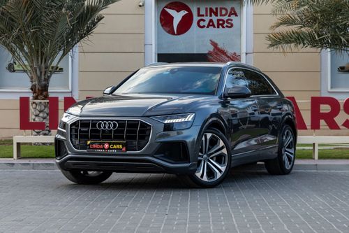 Audi Q8 55 TFSI quattro S-Line 3.0L (340 HP) Audi Q8 55TFSI Quattro S-Line 2019 GCC under Warranty with Flex
