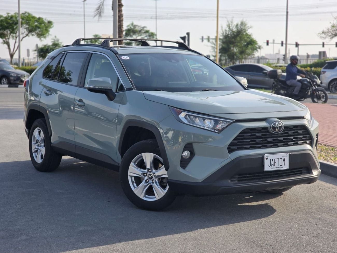 Toyota RAV4 2019 | 2.5L PETROL | AT | LHD | PUSH START ENGINE | ELECTRIC SEAT | SUNROOF | 2WD