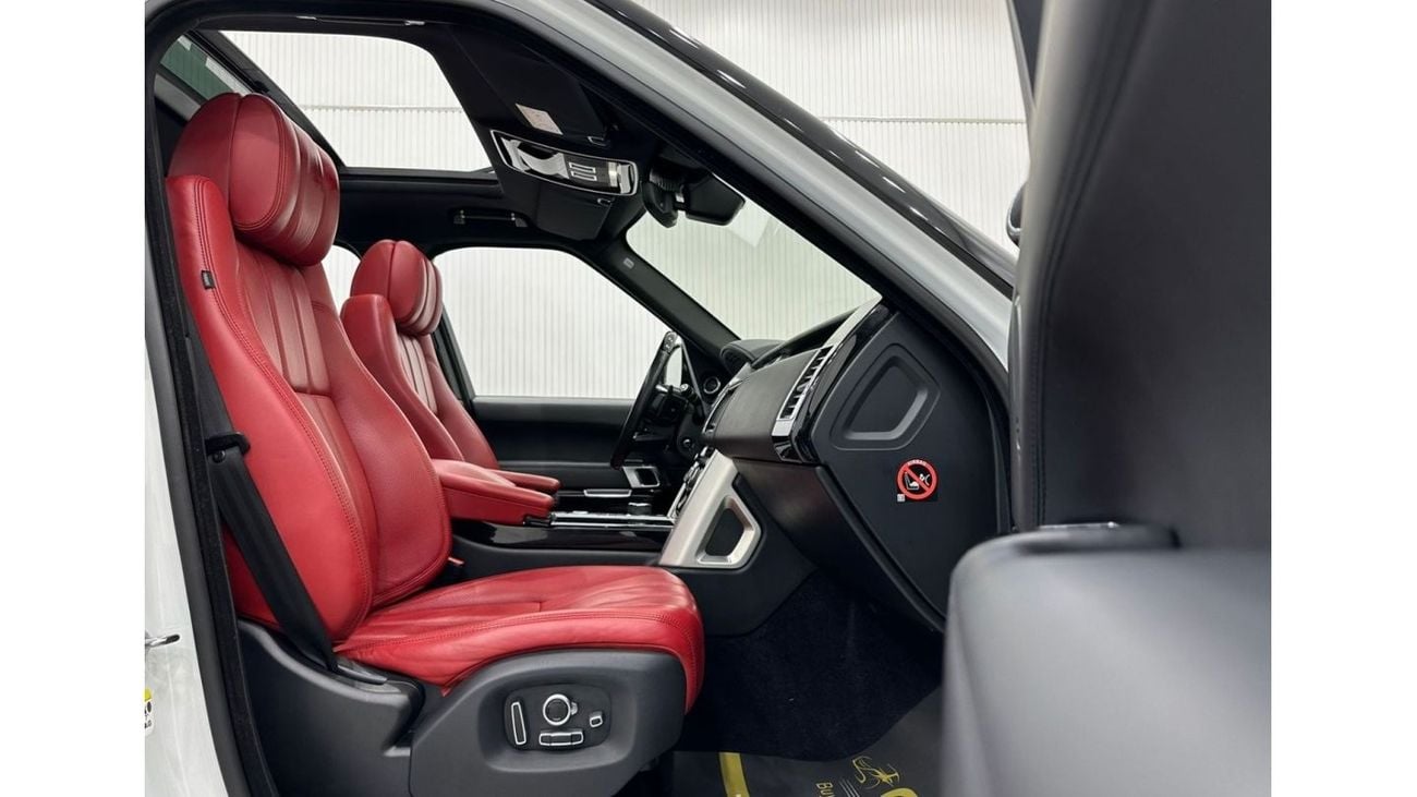 Land Rover Range Rover 2017 Range Rover Vogue SE Supercharged, Warranty, Service History, Fully Loaded, GCC