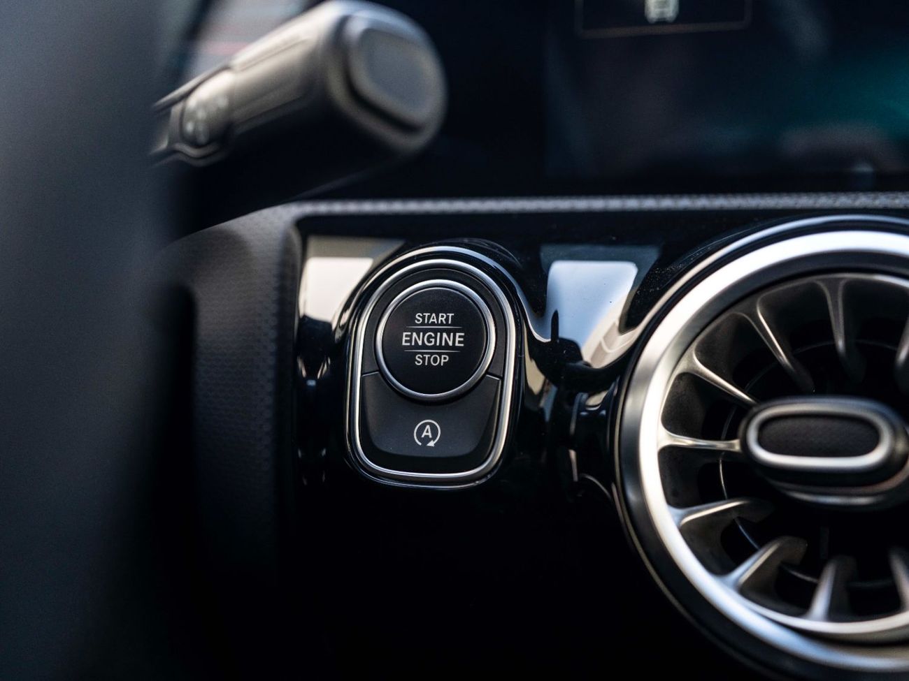 مرسيدس بنز A 35 AMG 4MATIC Hatchback