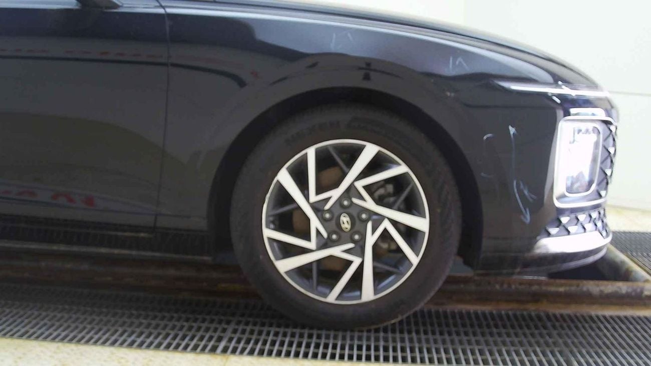 هيونداي أزيرا 2023 HYUNDAI GRANDEUR (AZERA) 2.5CC EXCLUSIVE