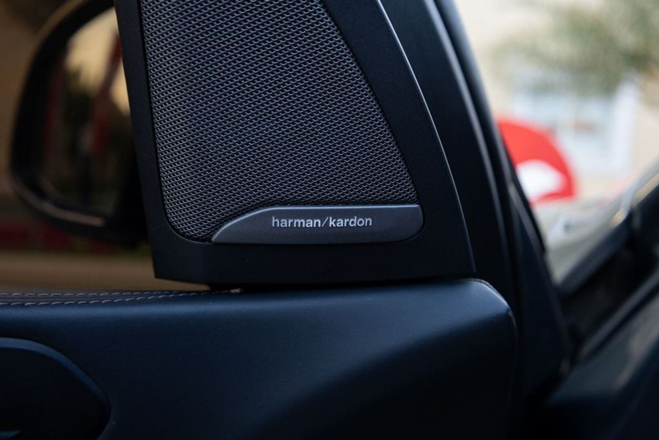 BMW X5 M50i Luxury 4.4L