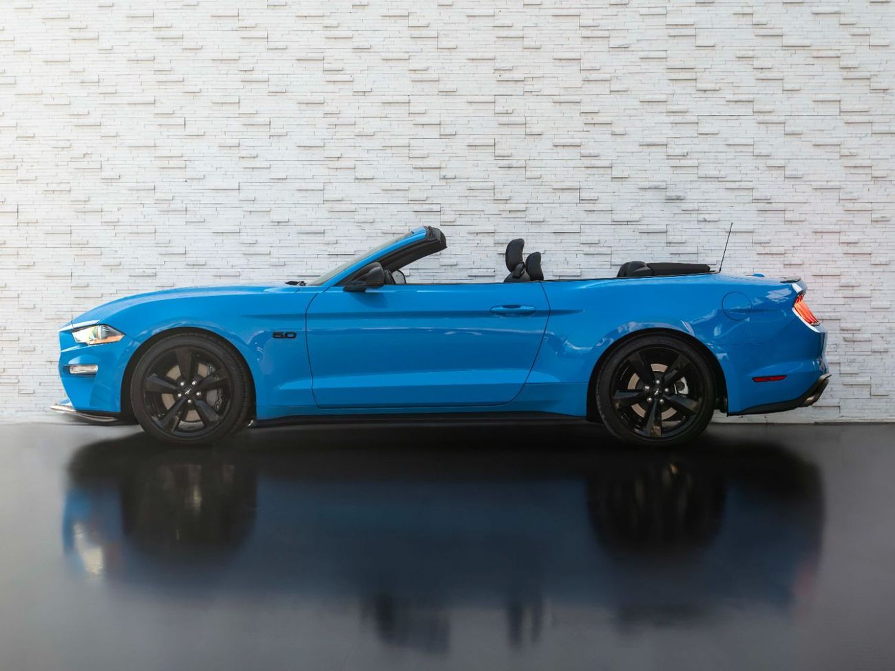 فورد موستانج GT Convertible