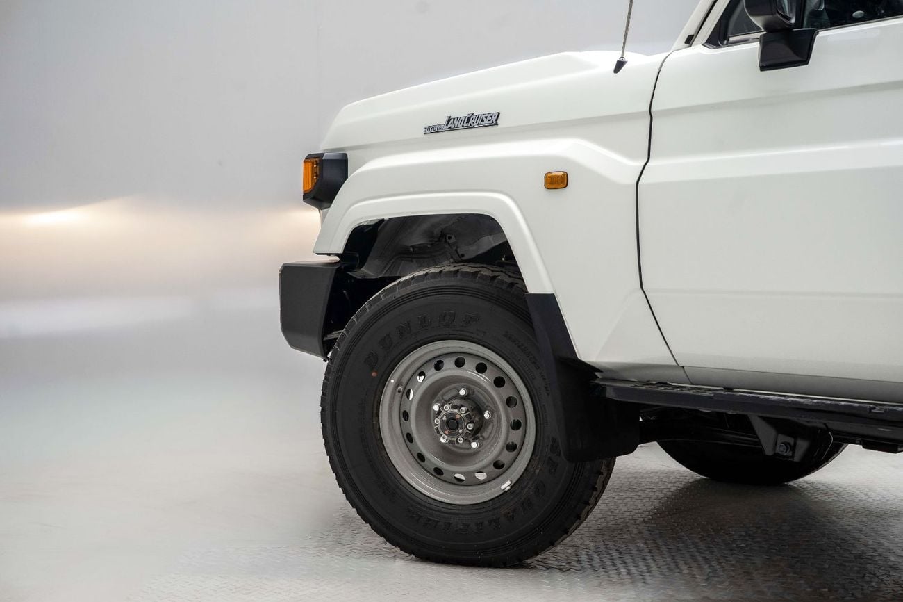 Toyota Land Cruiser 70 LC 78 HARDTOP 4.0L AT - White Inside Bluish Grey | Export Only