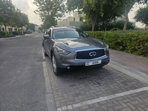 Infiniti QX70 LUXURY