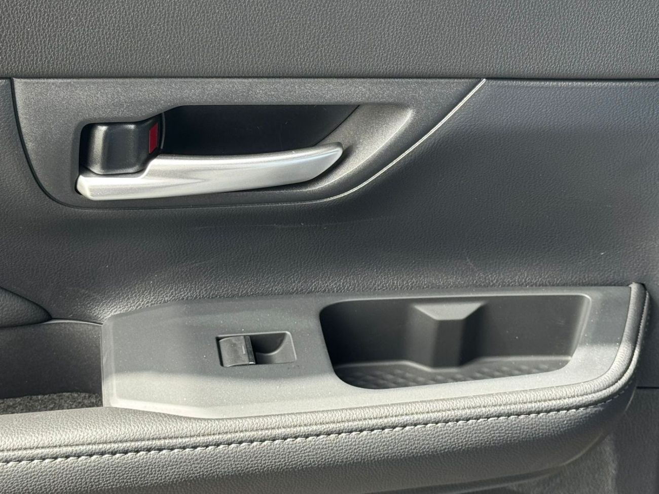 تويوتا جراند هايلاندر 2026 TOYOTA GRAND HIGHLANDER AWD 2.4L HYBRID PLATINUM CANADIAN SPEC READY STOCK AVAILABLE