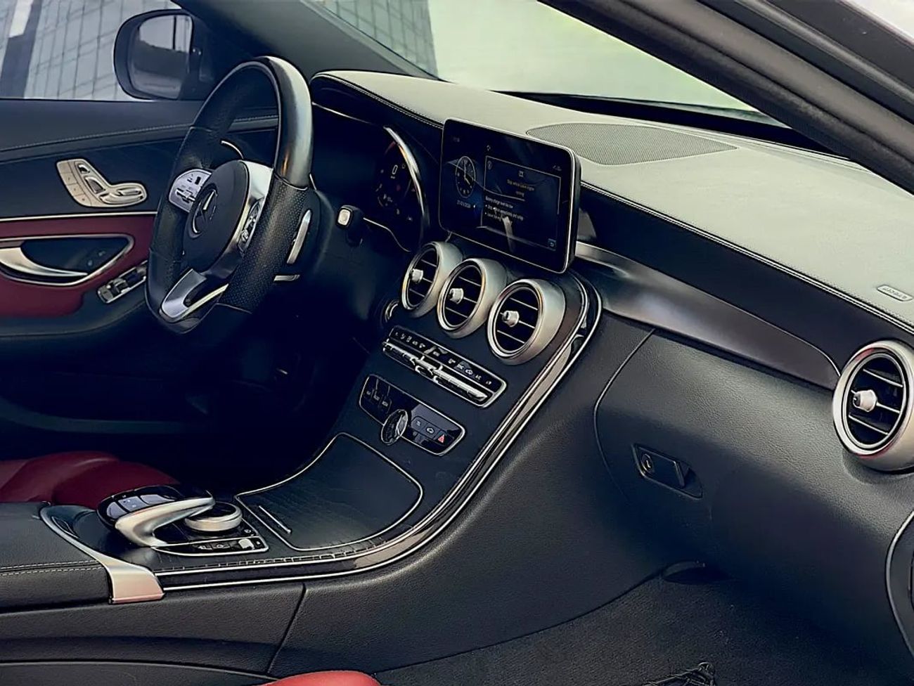 Mercedes-Benz C 200 1,360 PM | |C200 | | GCC | FREE ACCIDENT | FULL SERVICE HISTORY