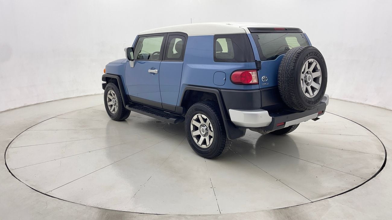 Toyota FJ Cruiser GXR 4.0L A/T 2022 GXR | AED 1863/Month | 0 DP | 30 Day Return | Warranty | Service History