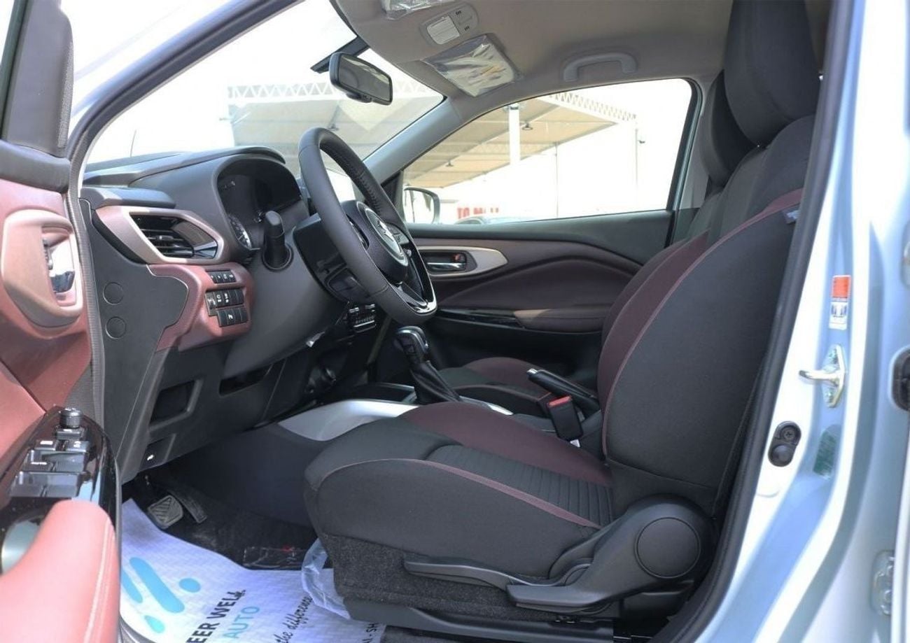 سوزوكي فرونكس GLX 1.5L | 9 inch Display Audio | 360 Camera | HUD | 6 Airbags | EXPORT ONLY