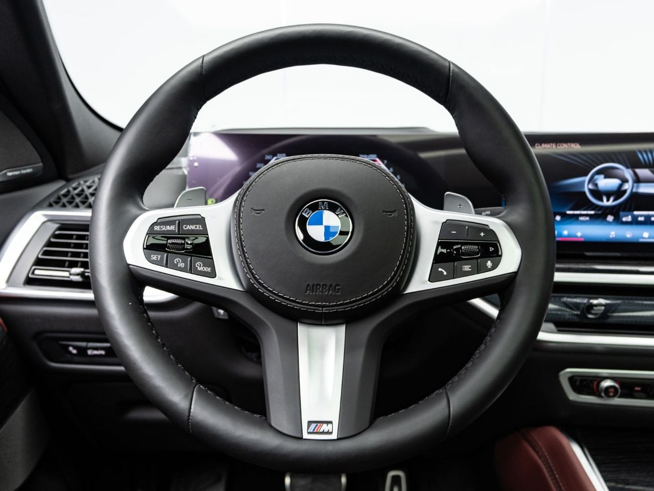 BMW X6 XDRIVE40I M SPORT BUY NOW, PAY 2027 | THE BLACKLINE STANDARD | BMW Warranty + Service Contract, GCC,